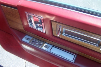 1985 Cadillac Eldorado Biarritz Convertible (2).jpg
