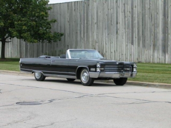1966_Cadillac_Eldorado_Convertible_CID1960 (19).jpg