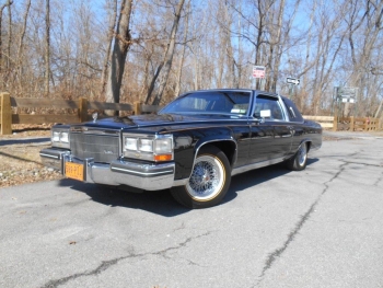 1984CadillacFleetwood Brougham (10).jpg