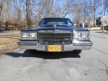 1984CadillacFleetwood Brougham (11).jpg