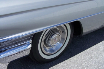 1963 Cadillac 62 Series Conv C1230 (17).jpg
