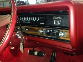 1973 CadillacCoupeDeVille-DJ C1266 (15).jpg