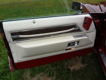 1971 Cadillac Coupe DeVille JG C1267 (11).jpg