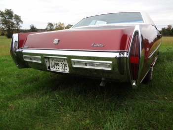 1971 Cadillac Coupe DeVille JG C1267 (16).jpg