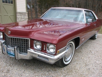 1971 Cadillac Coupe DeVille JG C1267 (52).jpg