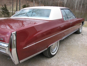 1971 Cadillac Coupe DeVille JG C1267 (54).jpg