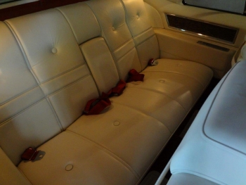 1971 Cadillac Coupe DeVille JG C1267 (70).jpg