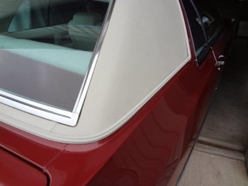 1971 Cadillac Coupe DeVille JG C1267 (80).jpg