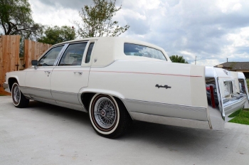1990 Cad Fleetwood Brougham - c1270 Cover.jpg