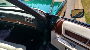 1976 Cadillac Eldorado Convertible C1275 (20).jpg