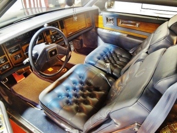 1984 Cadillac Biarritz Coupe C1276 (2).jpg