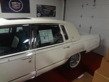 1991 Cadillac Brougham JF C1286 (4).jpg