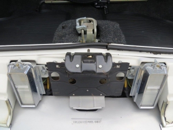 1978 Cadillac Eldorado Biarritz C1289 Trunk (3).jpg