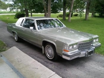 1985 Cadillad Eldorado Brougham C1295 (4).jpg