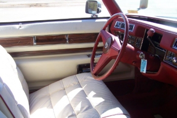 1976 Cadillac Eldorado ConvertibleBicentennial(C1314)-Int (20).jpg