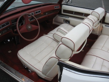 1976 Cadillac Eldorado ConvertibleBicentennial(C1314)-Int (25).jpg