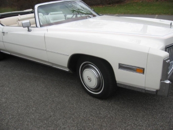 1976 Cadillac Eldorado ConvertibleBicentennial(C1314)-EXT (18).jpg