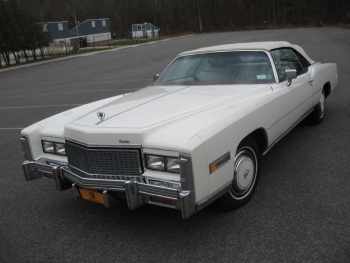 1976 Cadillac Eldorado ConvertibleBicentennial(C1314)-EXT (25).jpg
