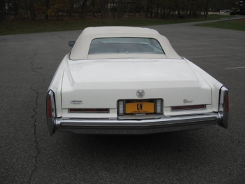 1976 Cadillac Eldorado ConvertibleBicentennial(C1314)-EXT (28).jpg