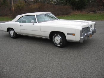 1976 Cadillac Eldorado ConvertibleBicentennial(C1314)-EXT (31).jpg