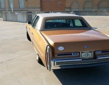 1976 Cadillac Fleetwood E'legante C1323-Ext (1).jpg