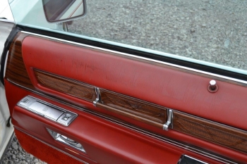 1976 Cadillac Eldorado Convertible C1332-Int 18.jpg