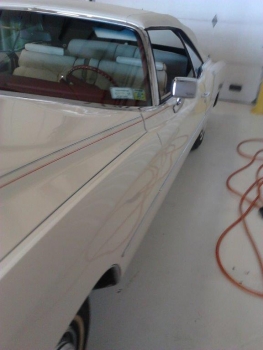 1976 Cadillac Eldorado Bi-Centenial C1348- Ext 6.jpg