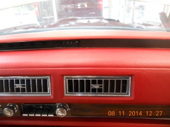1976 Cadillac Eldorado Bi-Centenial C1348- Int 12.jpg