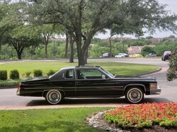 1977 CADILLAC COUPE DEVILLE Ext (1).jpg