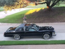 1977 CADILLAC COUPE DEVILLE Ext (3).jpg